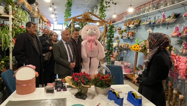 MHP Edremit’te “Hayırlı Günler Komşum” Ziyaretlerini Sürdürüyor