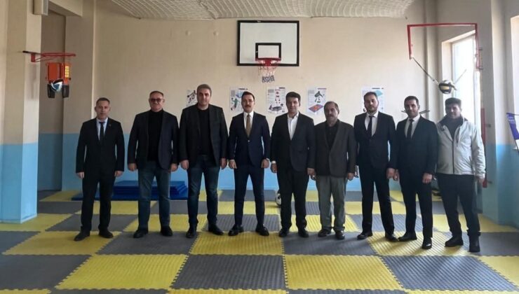 Akyaka’da Eğitime ve Spora Anlamlı Destek: Yeni Spor Odası Hizmete Açıldı