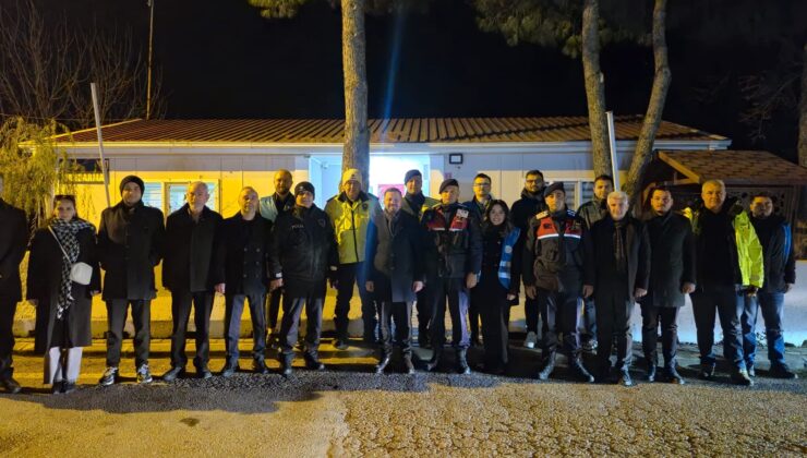 AK Parti Balıkesir Teşkilatı Yeni Yıla Sahada Girdi