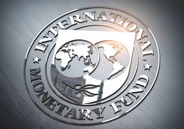 IMF Küresel Büyüme Tahminini Yukarı Yönlü Revize Etti