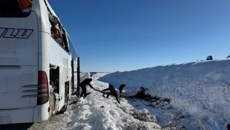 Hatay-Van Seferini Yapan Yolcu Otobüsü Diyarbakır’da Devrildi: 6 Yaralı
