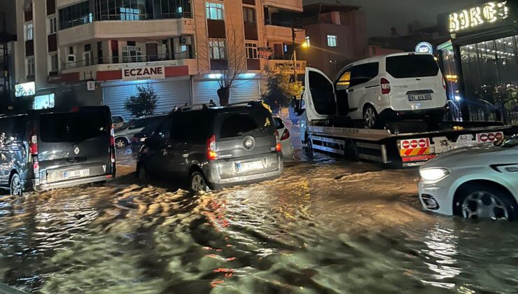 Adana Yüreğir’de Sağanak Felaketi: Devlet Hastanesi Çevresi Sular Altında Kaldı