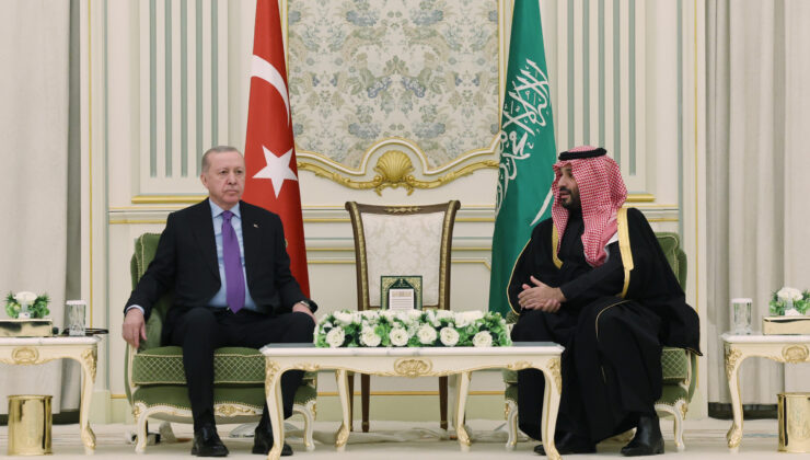 Cumhurbaşkanı Erdoğan, Riyad’da Veliaht Prens Selman ile Bir Araya Geldi