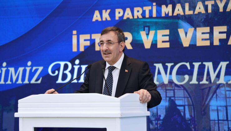 Cevdet Yılmaz’dan Başkan Sami Er’e Tebrik