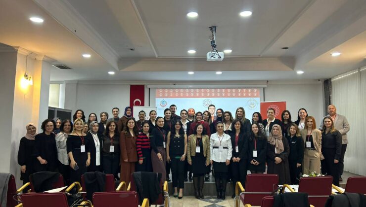 Yalova’da Kadına Yönelik Şiddetle Mücadele Çalıştayı