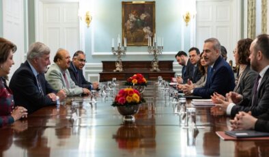 Bakan Fidan, İngiltere Parlamentosu Üyeleriyle Bir Araya Geldi