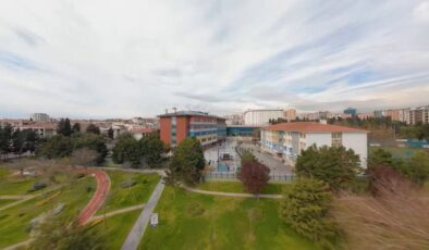 Zeytinburnu 75. Yıl Ortaokulu Modern Donanımıyla Eğitime Başladı