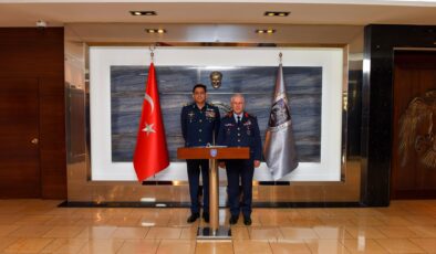 Hava Kuvvetleri Komutanı Orgeneral Kadıoğlu, Pakistanlı Mevkidaşı Sidhu İle Bir Araya Geldi