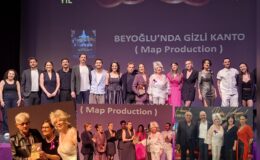 Üstün Akmen Tiyatro Ödülleri’nde 10. Yıl Gururu: Perde Vefa İçin Açıldı
